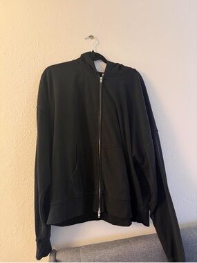 Tilly Women’s Black Zip-Up Hoodie